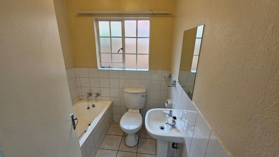 3 Bedroom Property for Sale in Safari Gardens North West